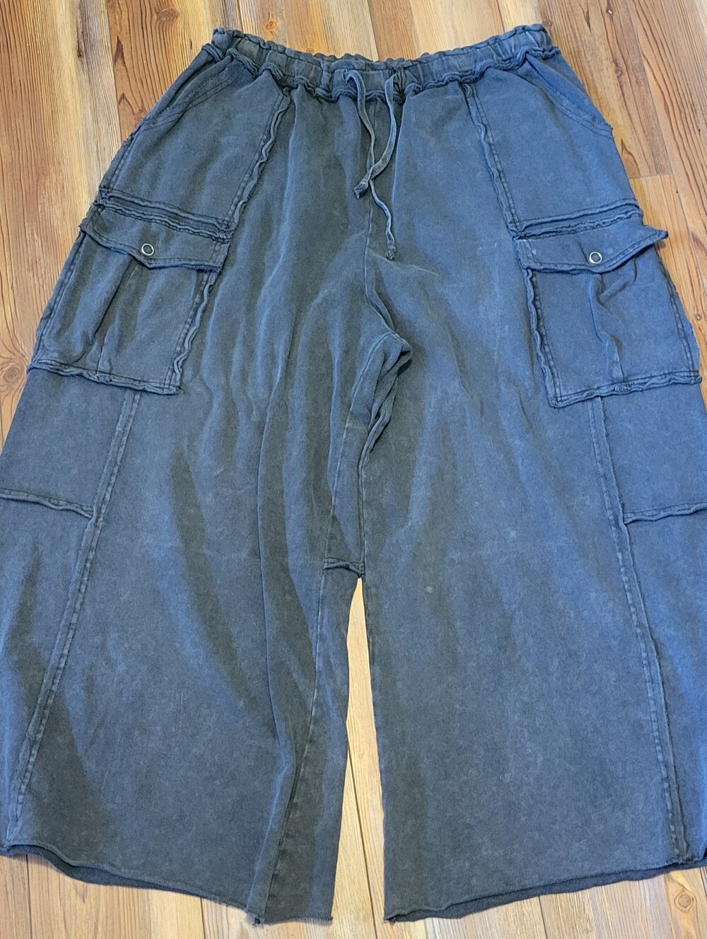 Easel Los Angeles Boutique Plus Size Flowy Wide Leg Pants Size 2X - Picture 7 of 12
